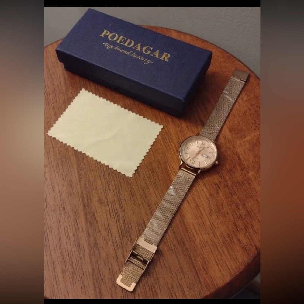 POEDAGAR INTERNATIONAL FASHION ROSE GOLD STAINLESS STEEL WATER RESISTANT WATCH